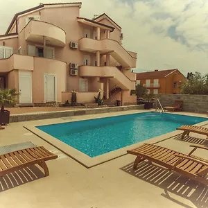 https://apartments-basilea.hotelinzadar.com